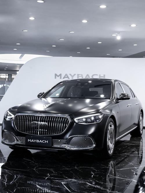 深圳246岚图汽车的售后服务让用户无忧出行，迈巴赫未来的豪华车趋势